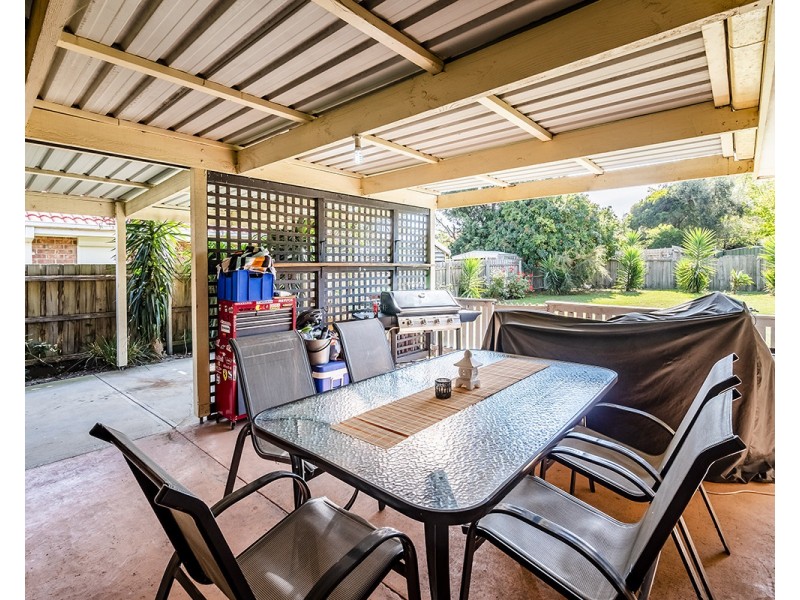 3 Brentwood Drive, Cranbourne North VIC 3977