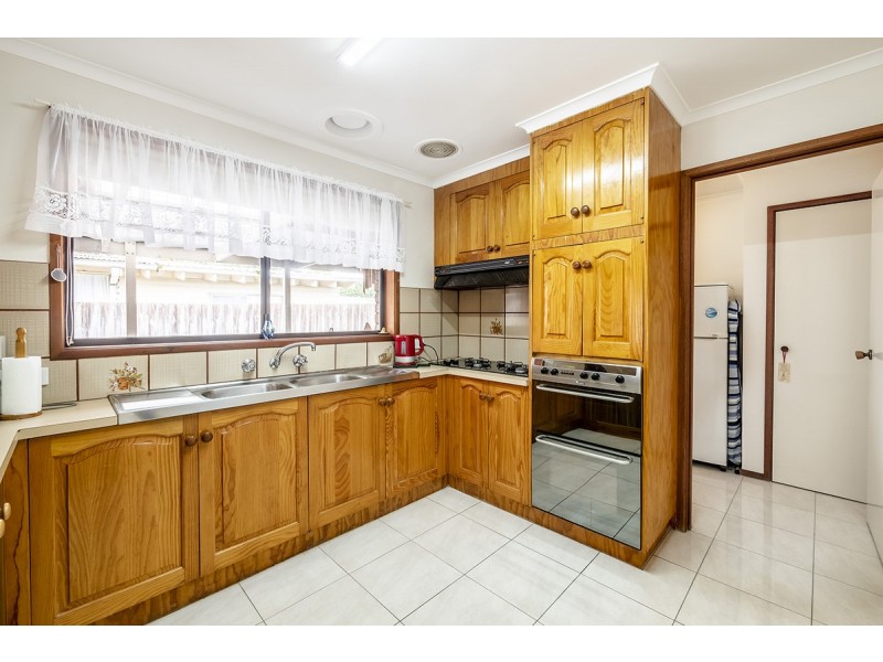 2 Curtis Court, Cranbourne VIC 3977