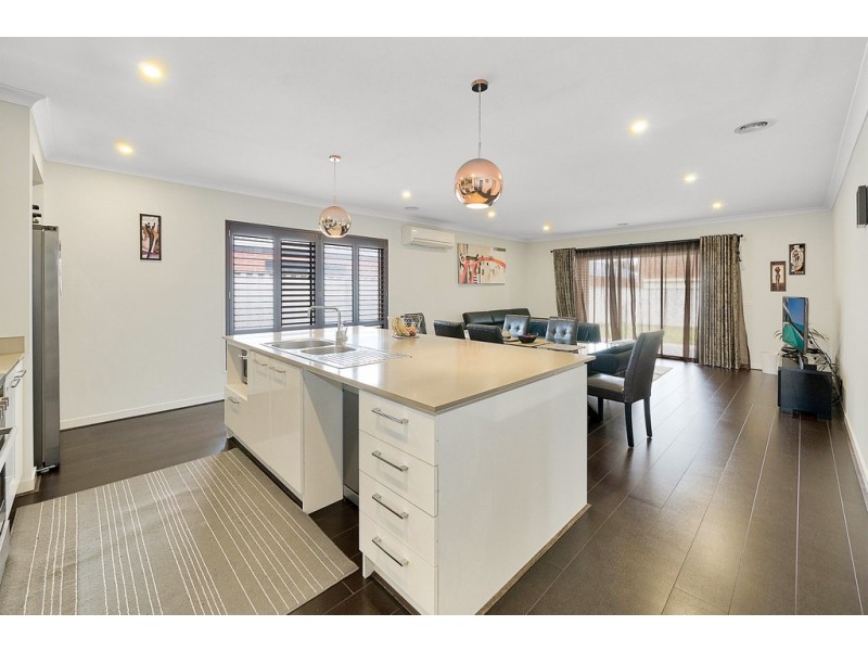 21 Isabel Street, Pakenham VIC 3810