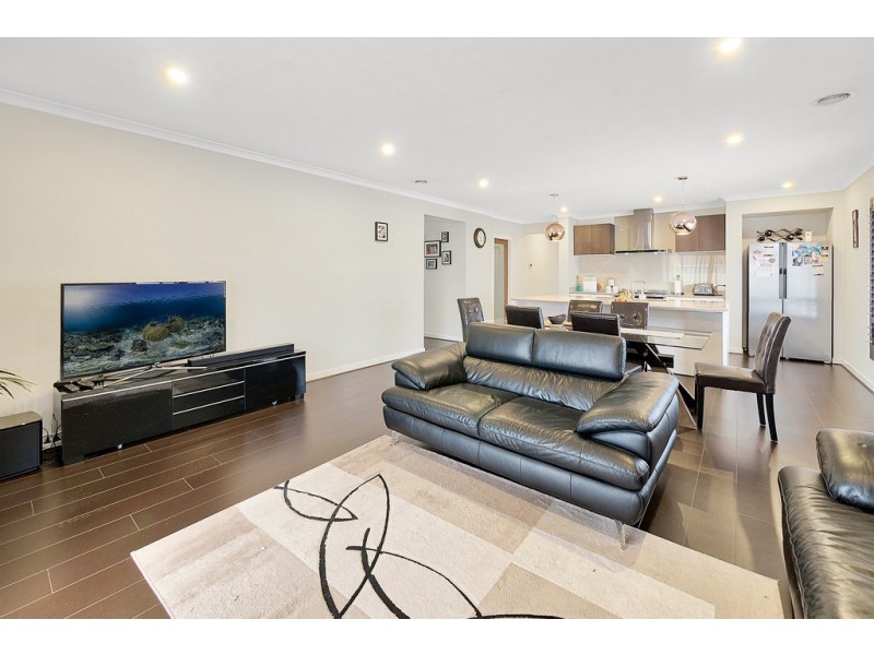 21 Isabel Street, Pakenham VIC 3810