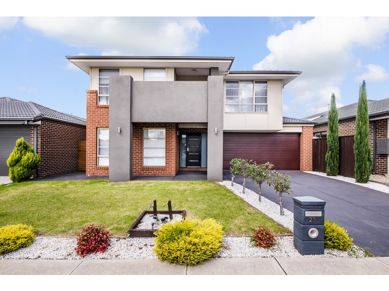 23 Elmsford Crescent, Cranbourne West VIC 3977