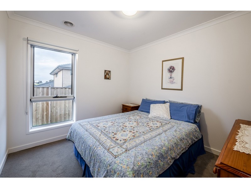 19 Wheelwright Street, Clyde North VIC 3978