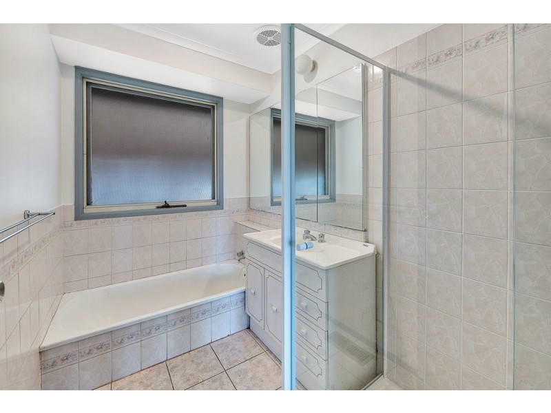 7 Mallory Court, Cranbourne VIC 3977