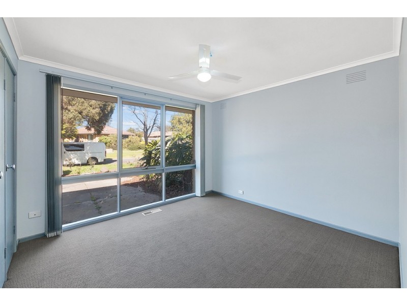 7 Mallory Court, Cranbourne VIC 3977