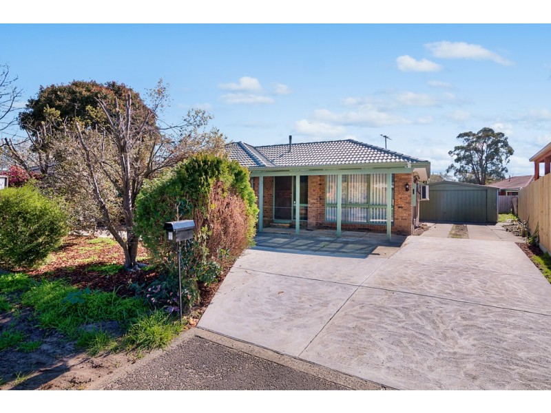 7 Mallory Court, Cranbourne VIC 3977
