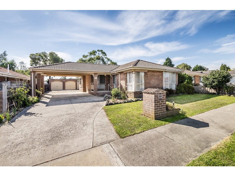 41 Courtenay Avenue, Cranbourne North VIC 3977