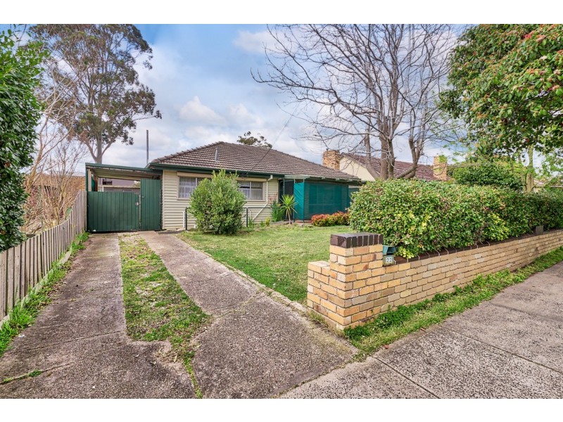 22 Scott Street, Cranbourne VIC 3977