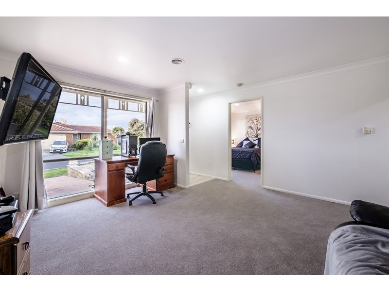 3 Kells Close, Cranbourne East VIC 3977