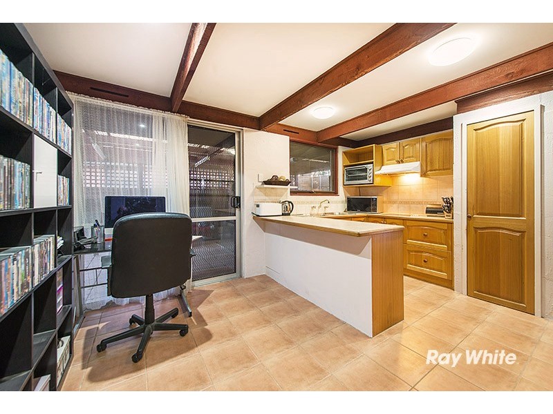 24 Camms Road, Cranbourne VIC 3977