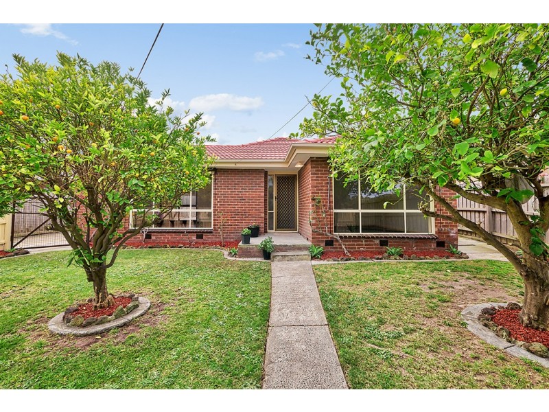 111 Kingsclere Avenue, Keysborough VIC 3173