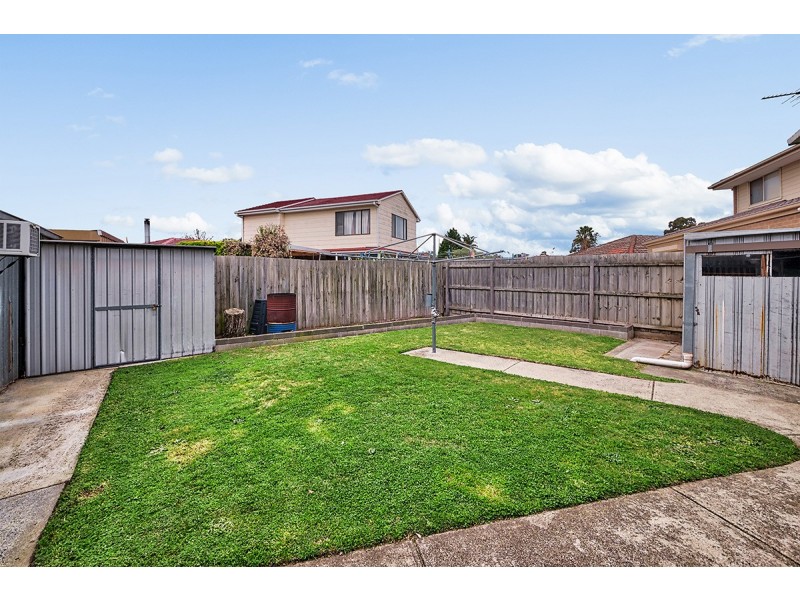 111 Kingsclere Avenue, Keysborough VIC 3173