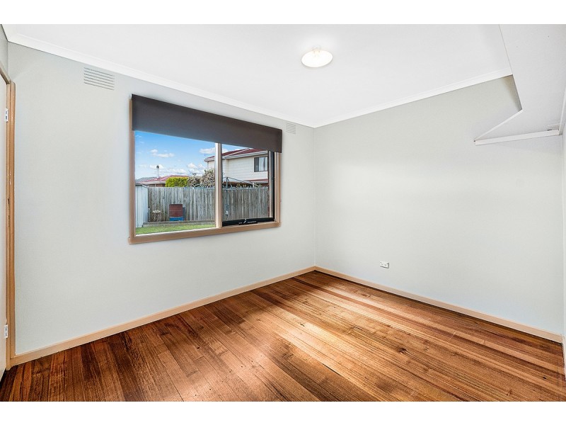 111 Kingsclere Avenue, Keysborough VIC 3173