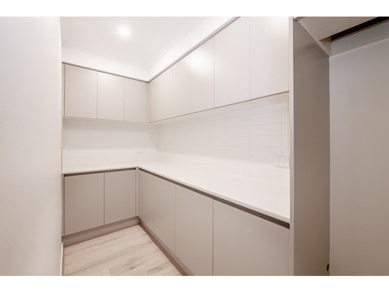 6 Cochin Drive, Clyde North VIC 3978