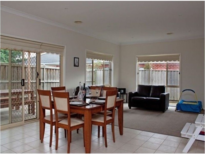 38 Waterbush Crescent, Lyndhurst VIC 3975