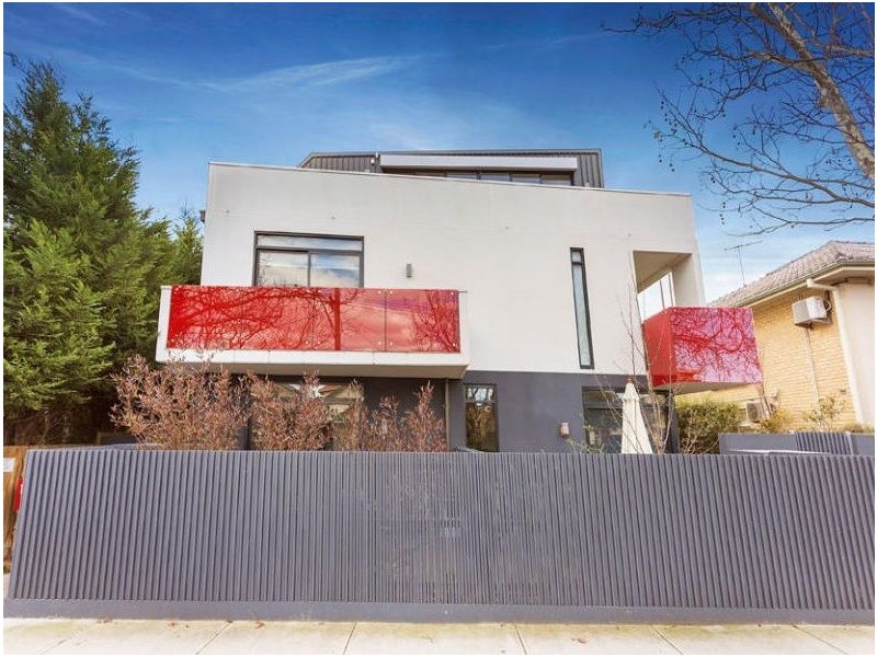 6/10 Docker Street, Elwood VIC 3184