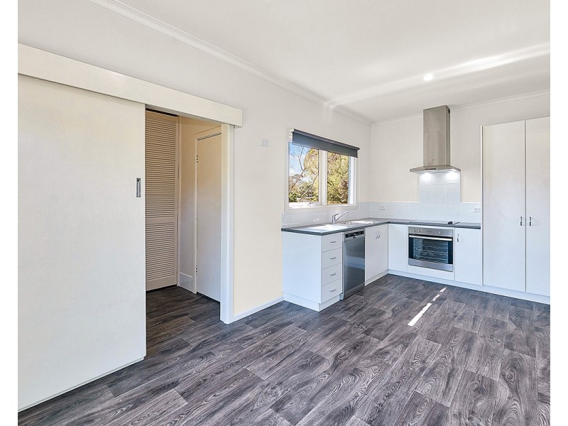 43 Campbell Parade, Cranbourne VIC 3977