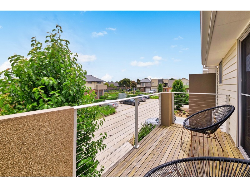 13/2 Sanoma Drive, Skye VIC 3977