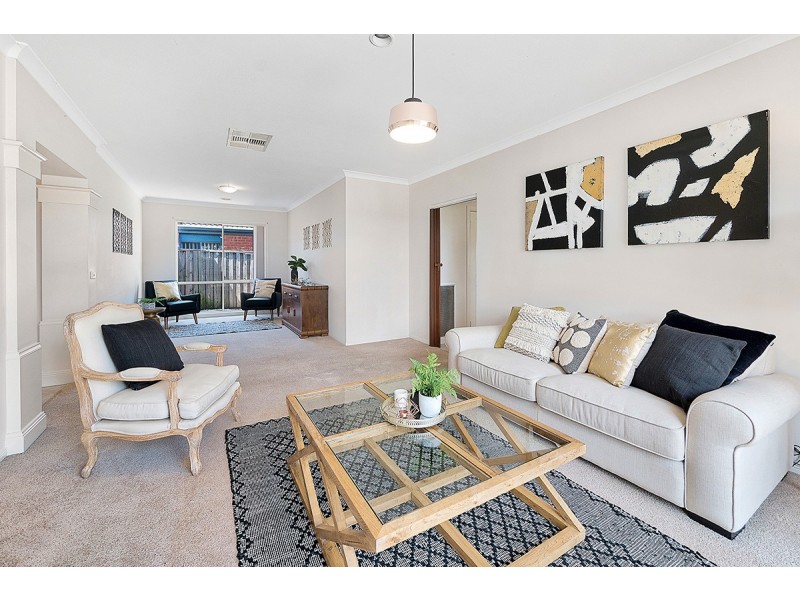 7 Rose Bush Court, Lyndhurst VIC 3975