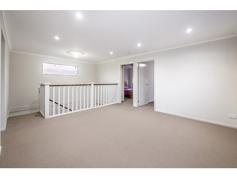 15 Butternut Drive, Lyndhurst VIC 3975