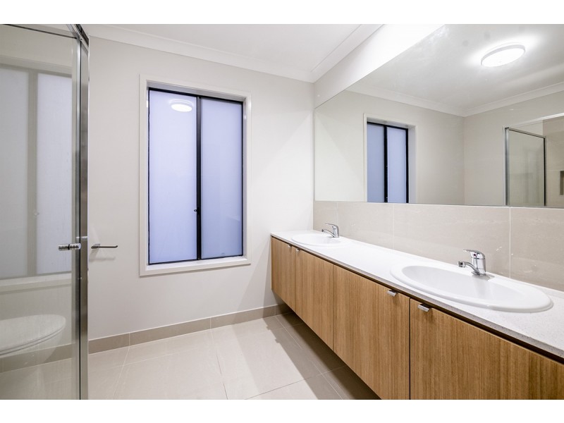 15 Butternut Drive, Lyndhurst VIC 3975