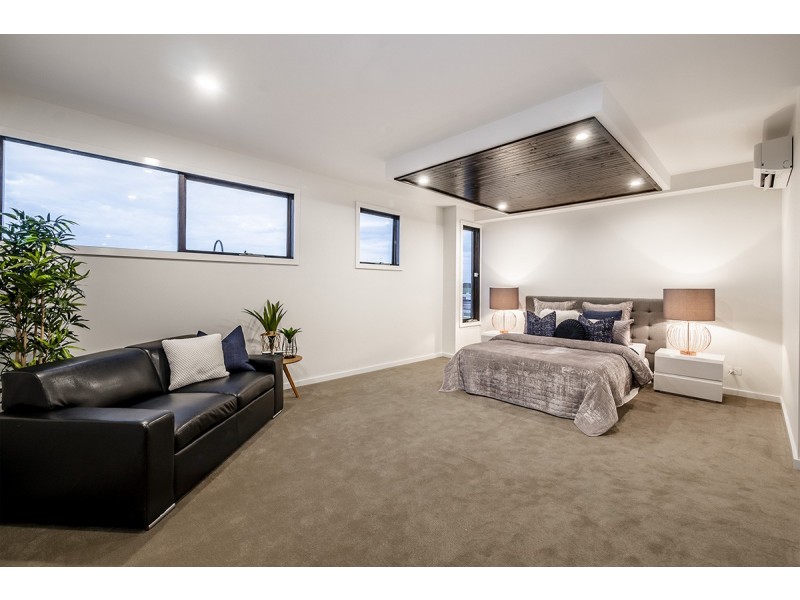 19 Gumview Road, Lyndhurst VIC 3975