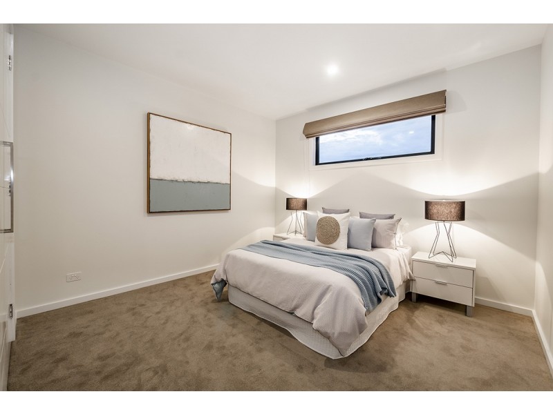 19 Gumview Road, Lyndhurst VIC 3975