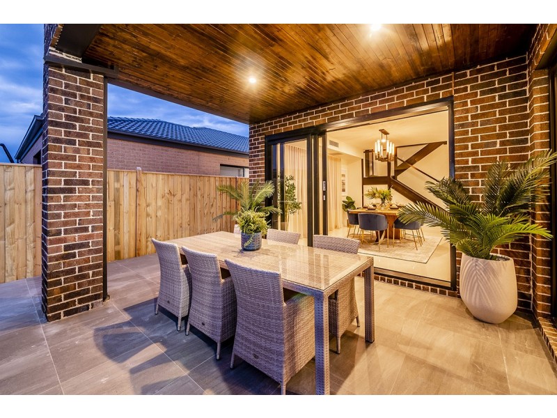 19 Gumview Road, Lyndhurst VIC 3975