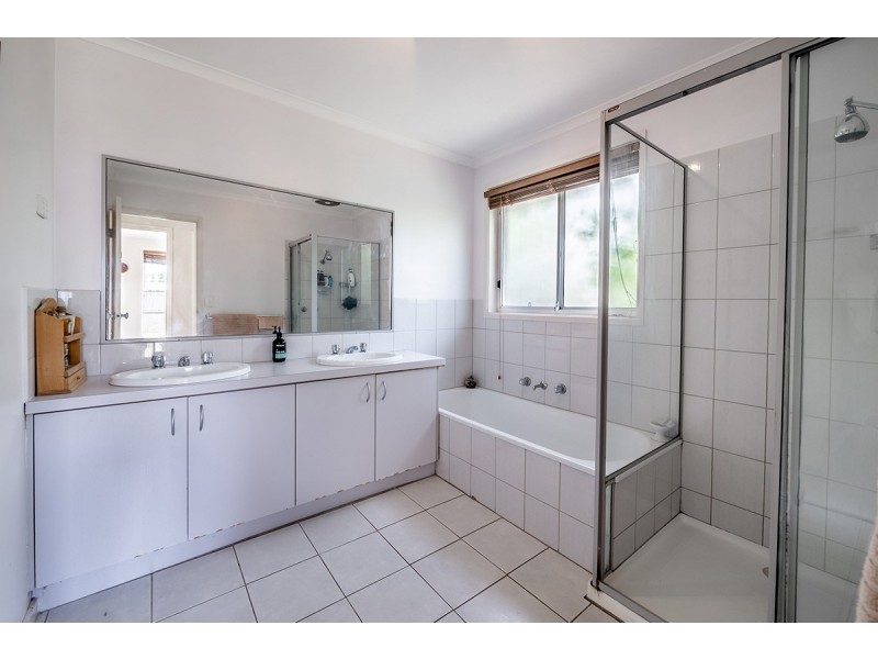 19 Elda Court, Cranbourne North VIC 3977