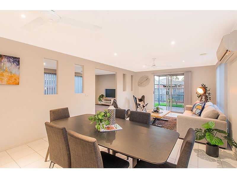 21 Westbury Way, Lyndhurst VIC 3975
