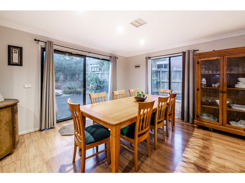 14 Hal Porter Terrace, Lynbrook VIC 3975