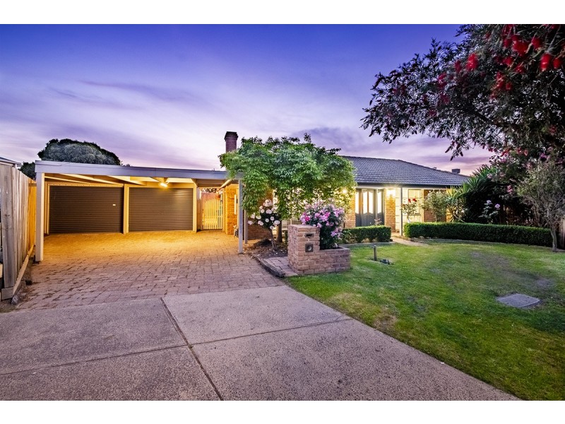 17 Balook Court, Cranbourne North VIC 3977