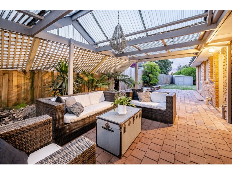 17 Balook Court, Cranbourne North VIC 3977