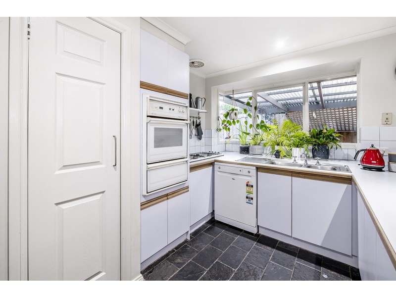 17 Balook Court, Cranbourne North VIC 3977