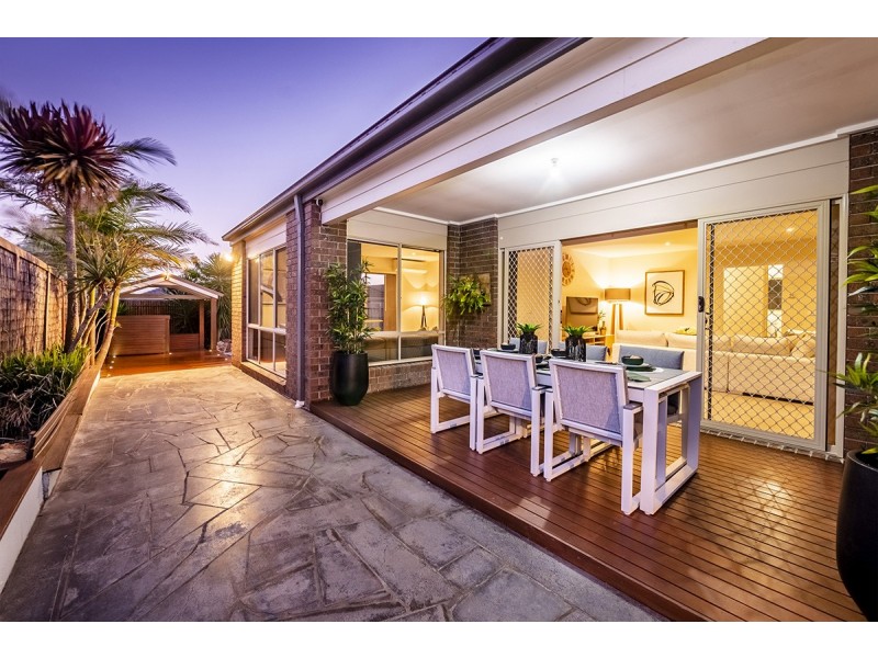 28 Melington Drive, Lyndhurst VIC 3975