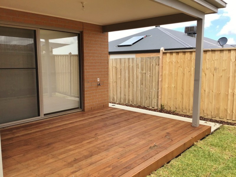 58 Abundance Circuit, Clyde VIC 3978