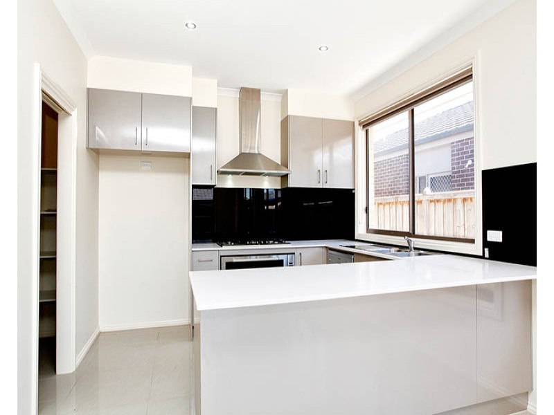 44 Peridot Avenue, Officer VIC 3809