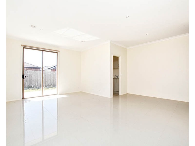 44 Peridot Avenue, Officer VIC 3809