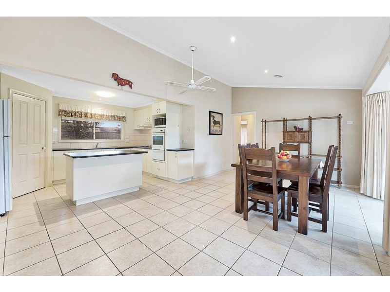 67 Dartmoor Drive, Cranbourne East VIC 3977
