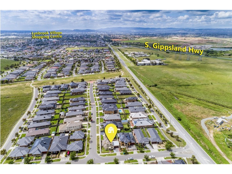 8 Bushman Way, Lynbrook VIC 3975