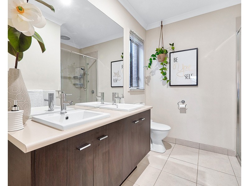 26 Beechwood Drive, Lyndhurst VIC 3975