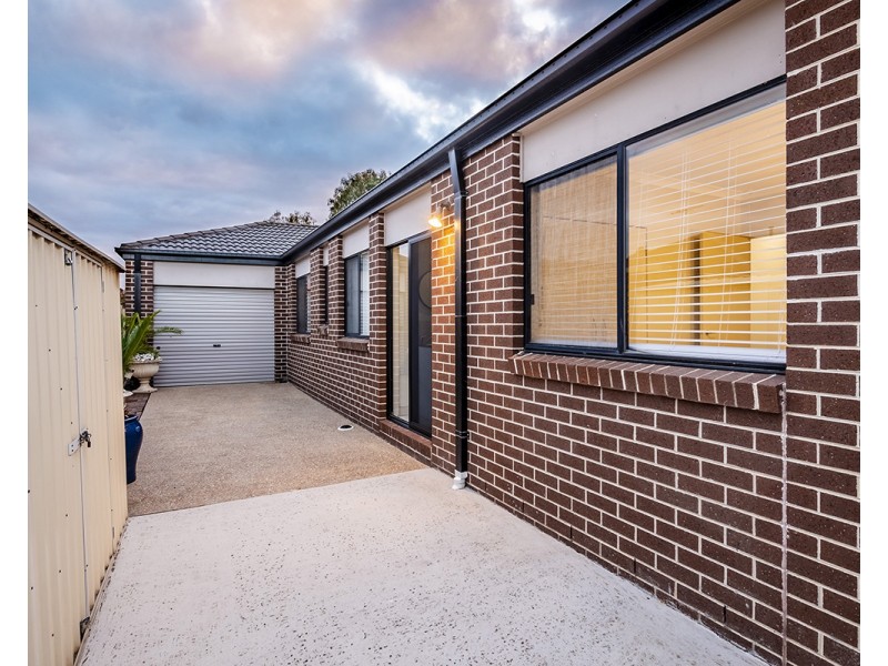 26 Beechwood Drive, Lyndhurst VIC 3975