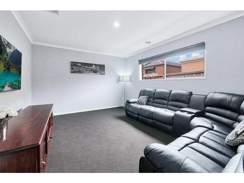 47 Copernicus Circuit, Cranbourne West VIC 3977