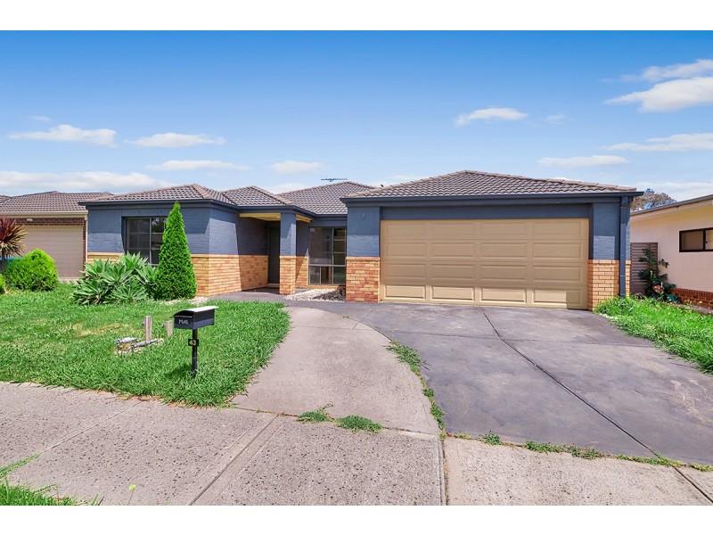 43 Tyndall Street, Cranbourne East VIC 3977