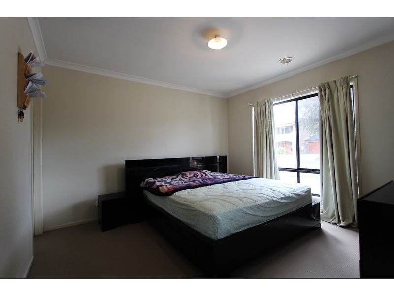 9 Alysha Avenue, Lyndhurst VIC 3975