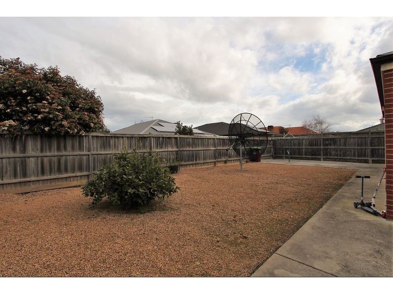 9 Alysha Avenue, Lyndhurst VIC 3975