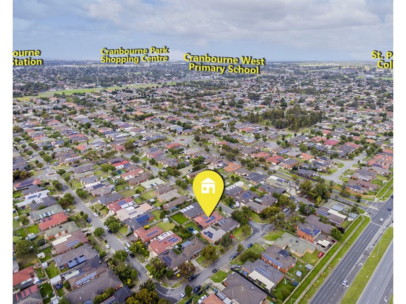 22 Bookham Way, Cranbourne West VIC 3977