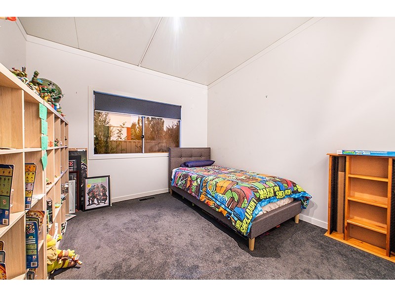 34 Prendergast Avenue, Cranbourne East VIC 3977