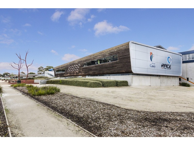 32 (Lot 1717) Grande Belmond Avenue, Clyde VIC 3978