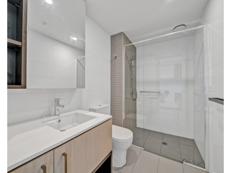 320/8 Railway Road, Cheltenham VIC 3192
