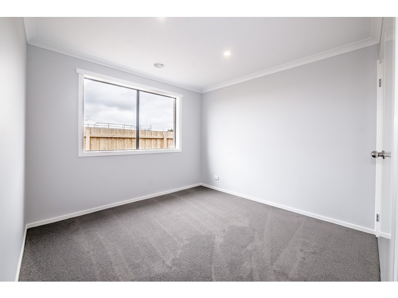 35 Alexandra Avenue, Koo Wee Rup VIC 3981